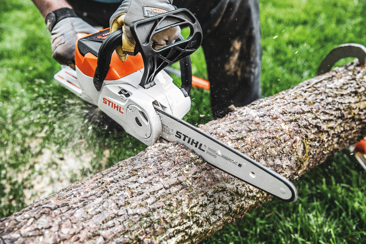 Battery-Powered Chainsaw